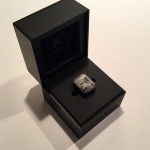 Ringly Dive Bar Quartz Notification Ring Size 7